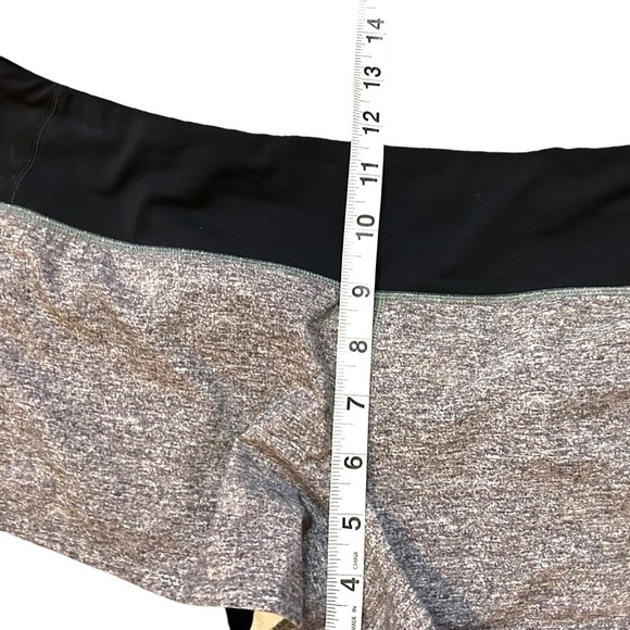 Lululemon Speed Up Short *2.5" Heather Lux Multi Black / Black - Picture 11 of 12